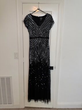 Adrianna Papell Black Silver Beaded Sequin Gown V-Neck Formal Dress Size 10